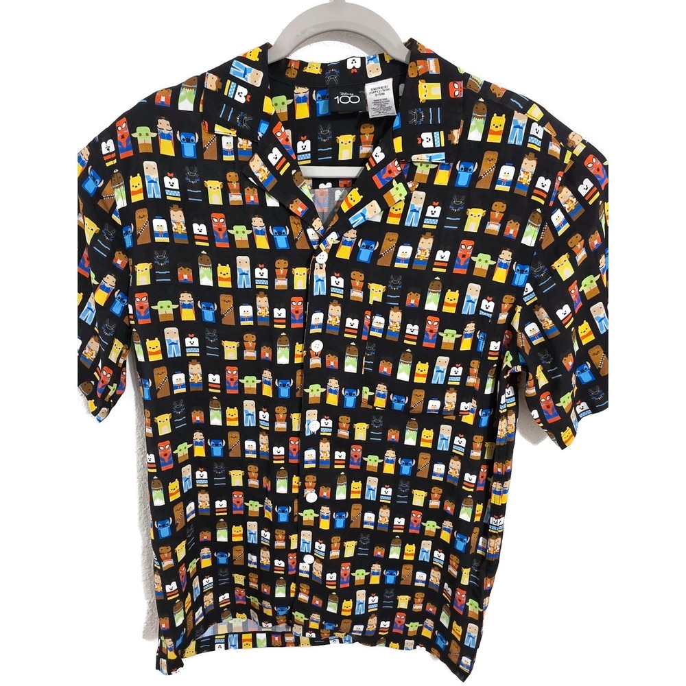 Disney 100 Shirt Mens Small‎ Black Graphic Short Sleeve Button Character Print